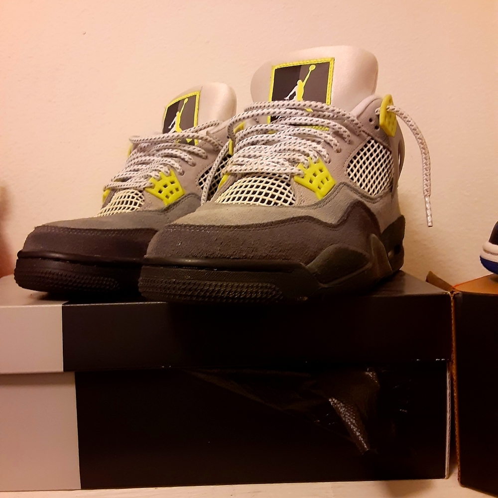 Shoes